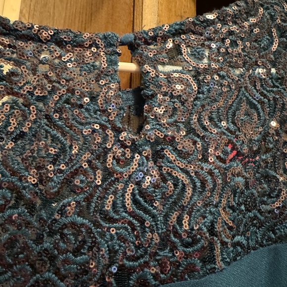 Size 3x blouse. - Picture 6 of 6